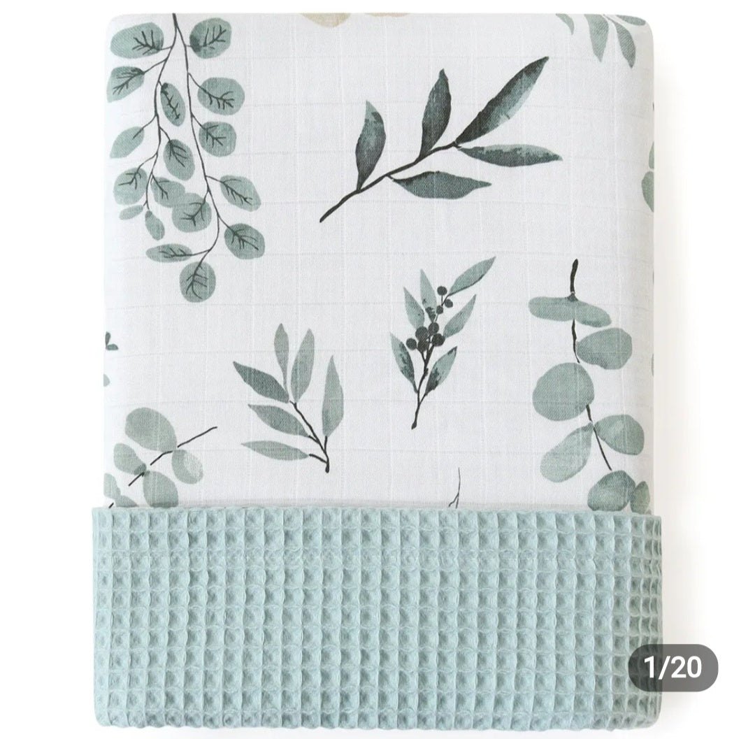 Double Side Waffle/ Bamboo Blanket - Sage Blossom